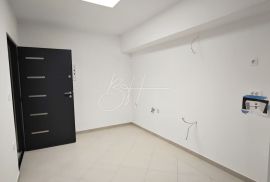 Prostran stan, 82.11 m2, Veli Vrh - Pula, Pula, Flat