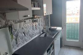 Dvosoban stan s dvije terase, Pula, 63 m2, Pula, Appartement