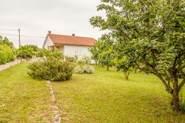 Kuća u mirnom okruženju i s prekrasnim pogledom na more, Marčana, بيت