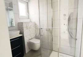 NOVOGRADNJA! Stan s pogledom na more!, Medulin, Apartamento