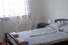 Stan s dvije spavaće sobe, 60 m2, Rovinj, Flat