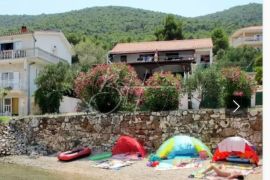 SNIŽENO! PRVI RED DO MORA! Kuća na dvije etaže, Šibenik, Šibenik - Okolica, House