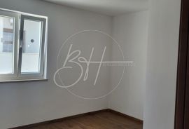 Trosoban stan 106 m2 u privatnoj kući s bazenom, Medulin, Apartamento