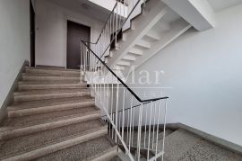 TRNSKO-dvosoban stan na 3.katu, 50 m2, Zagreb, Wohnung