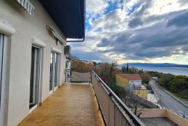 CRIKVENICA, DRAMALJ - STAN S PANORAMSKIM POGLEDOM NA MORE I GARAŽOM, Crikvenica, Kвартира