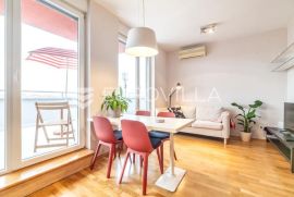 Zagreb, Maksimir, komforan dvosoban stan s terasom NKP 49m2, Zagreb, Flat