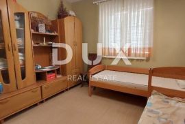 RAB, SUPETARSKA DRAGA - Predivan dvoetažni apartman, 1. red do mora!, Rab, Wohnung