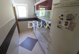 RAB, BARBAT - Kućica u nizu s okućnicom, BLIZINA MORA!, Rab, Apartamento