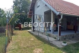 Pećinci, Pećinci, Proletersko naselje, 2.5, 82m2, Pećinci, Maison