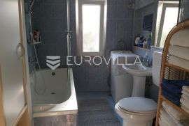 Istra, Rovinj, obiteljska duplex kuća u užem dijelu grada - 500 m od mora i centra grada, Rovinj, Kuća