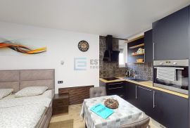 Stan PRODAJA  CENTAR 79,61 m2, Zagreb, بيت