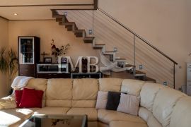 IMB Nekretnine Zagreb - Prostran četverosoban stan, Jarun, 98 m2 (stvarnih 115 m2), Zagreb, Appartment