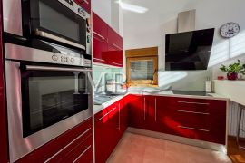 IMB Nekretnine Zagreb - Prostran četverosoban stan, Jarun, 98 m2 (stvarnih 115 m2), Zagreb, Appartment