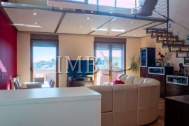 IMB Nekretnine Zagreb - Prostran četverosoban stan, Jarun, 98 m2 (stvarnih 115 m2), Zagreb, Appartment