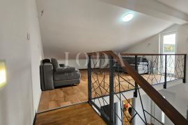 Crikvenica stan na dobroj lokaciji, Crikvenica, Appartment