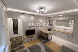 Novi Sad, Centar, Trg Republike, 3.0, 60m2, Novi Sad - grad, Appartment