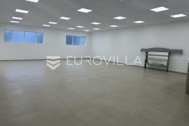 Požega, Osječka, prostrani poslovni prostor 200 m2, Požega, Коммерческая недвижимость