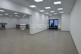 Požega, Osječka, prostrani poslovni prostor 200 m2, Požega, Коммерческая недвижимость