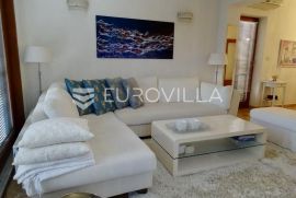 Opatija, četverosobni dvoetažni penthouse s panoramskim pogledom na more, Opatija, Apartamento