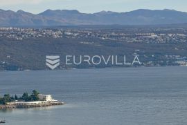 Opatija, kuća s tri stana na odličnoj lokaciji, Opatija, Дом