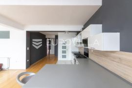 Osijek, Novi grad, četverosobni Penthouse 166 m2 s garažnim mjestom, Osijek, Appartamento