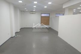 Hitna prodaja - odlična investicija ! ID#23815, Čukarica, Propriedade comercial