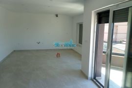 Crikvenica stan 70m² - novogradnja blizina centra i plaže, Crikvenica, شقة