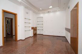 Sesvete, Sesvete, dvoetažni četverosoban stan - 97m2, Zagreb, Apartamento