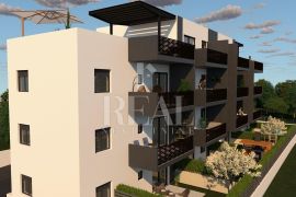 Trogir balančane stan 2S+DB 56m2 + krovna terasa 58,53m2, Trogir, Appartement