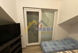 Vrsi Mulo - apartmani za radnike, Nin, Appartment