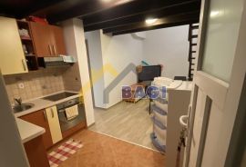 Vrsi Mulo - apartmani za radnike, Nin, Kвартира