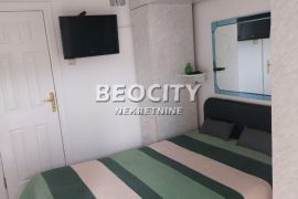 Novi Sad, Nova Detelinara, Trg majke Jevrosime, 2.5, 40m2, Novi Sad - grad, Apartamento