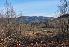 Istra, Cunjci - građeinski teren i ruševna kuća u nizu sa imanjem, Buzet, Casa