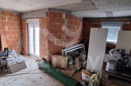 APARTMANSKA KUĆA SA 4 STANA I POGLEDOM NA MORE, Vodnjan, Famiglia