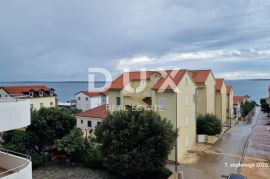 OTOK PAG, MANDRE - apartman u novogradnji 2s+db s pogledom na more, Pag, Appartamento