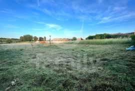 EKSKLUZIVNO ZEMLJIŠTE SA SVIM UVJETIMA ZA ISHODOVANJE GRAĐEVINSKE DOZVOLE, Ližnjan, Γη