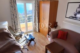 Opatija, mansardni stan u blizini centra, Opatija, Appartment