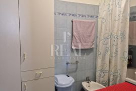 RASTOČINE-2S+DB OD 71 m2, NIŽI KAT UREDNE ZGRADE, Rijeka, Daire