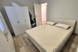 Malinska - apartman blizu centra i mora, Malinska-Dubašnica, Appartment