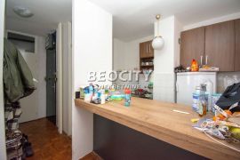 Voždovac, Banjica, Paunova, 3.0, 77m2 mogu kreditni kupci, Voždovac, Appartment