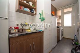 Voždovac, Banjica, Paunova, 3.0, 77m2 mogu kreditni kupci, Voždovac, Appartement