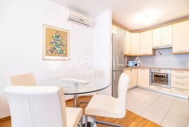 Zagreb, Špansko, dvosoban stan NKP 48 m2 + GPM, Zagreb, Apartamento