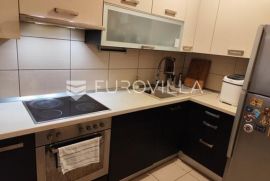 Zagreb, Travno, funkcionalan trosoban stan NKP 65 m2, Zagreb, Stan