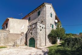 PRODAJA, KUĆA S BAZENOM, SVETVINČENAT, 150 m2, Svetvinčenat, Haus