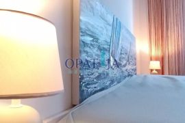 Opatija-Pobri - 3 sobni stan, balkon, velika terasa i 2 parkirna mjesta - za dugoročni najam, Opatija - Okolica, Appartment