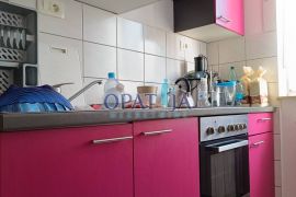 Opatija-Pobri - 3 sobni stan, balkon, velika terasa i 2 parkirna mjesta - za dugoročni najam, Opatija - Okolica, Appartment