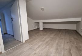 Novi vinodolski, Povile - stan 2S+DB sa panoramskim pogledom, Novi Vinodolski, Appartement