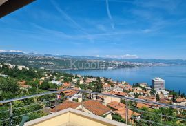 Opatija, trosoban stan sa fascinantnim panoramskim pogledom, Opatija, Appartement