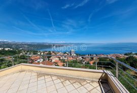 Opatija, trosoban stan sa fascinantnim panoramskim pogledom, Opatija, Appartement