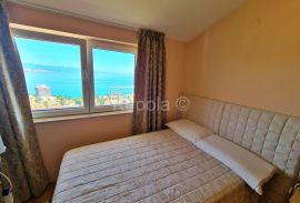 Opatija, trosoban stan sa fascinantnim panoramskim pogledom, Opatija, Appartement